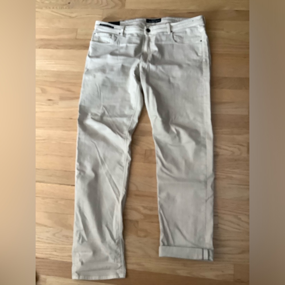 PT05 Jean pant.  Sz 40